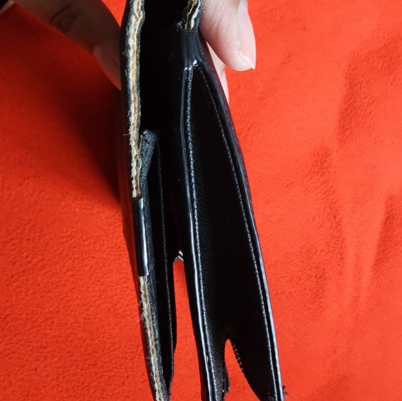 Kate Spade Leather Wallet - Picture 5 of 5